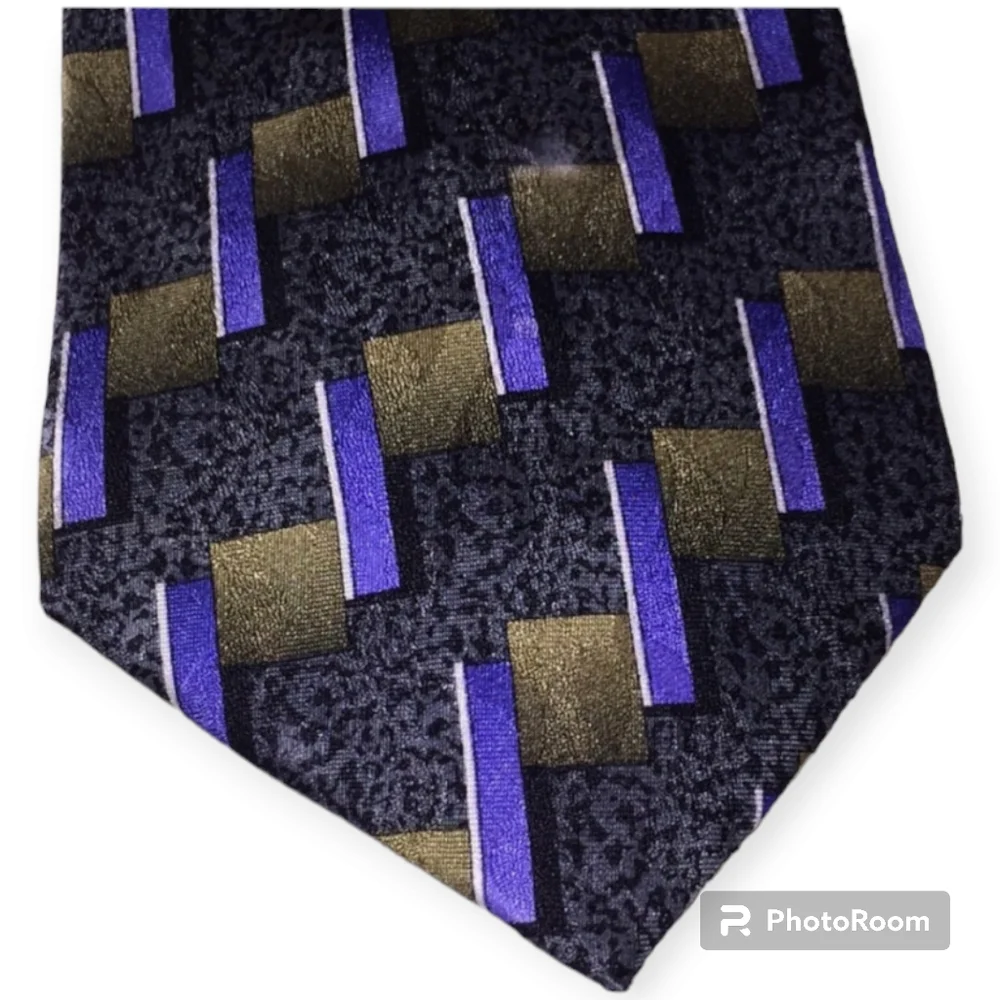 Louis Roth 100% Silk Tie - Picture 5 of 5